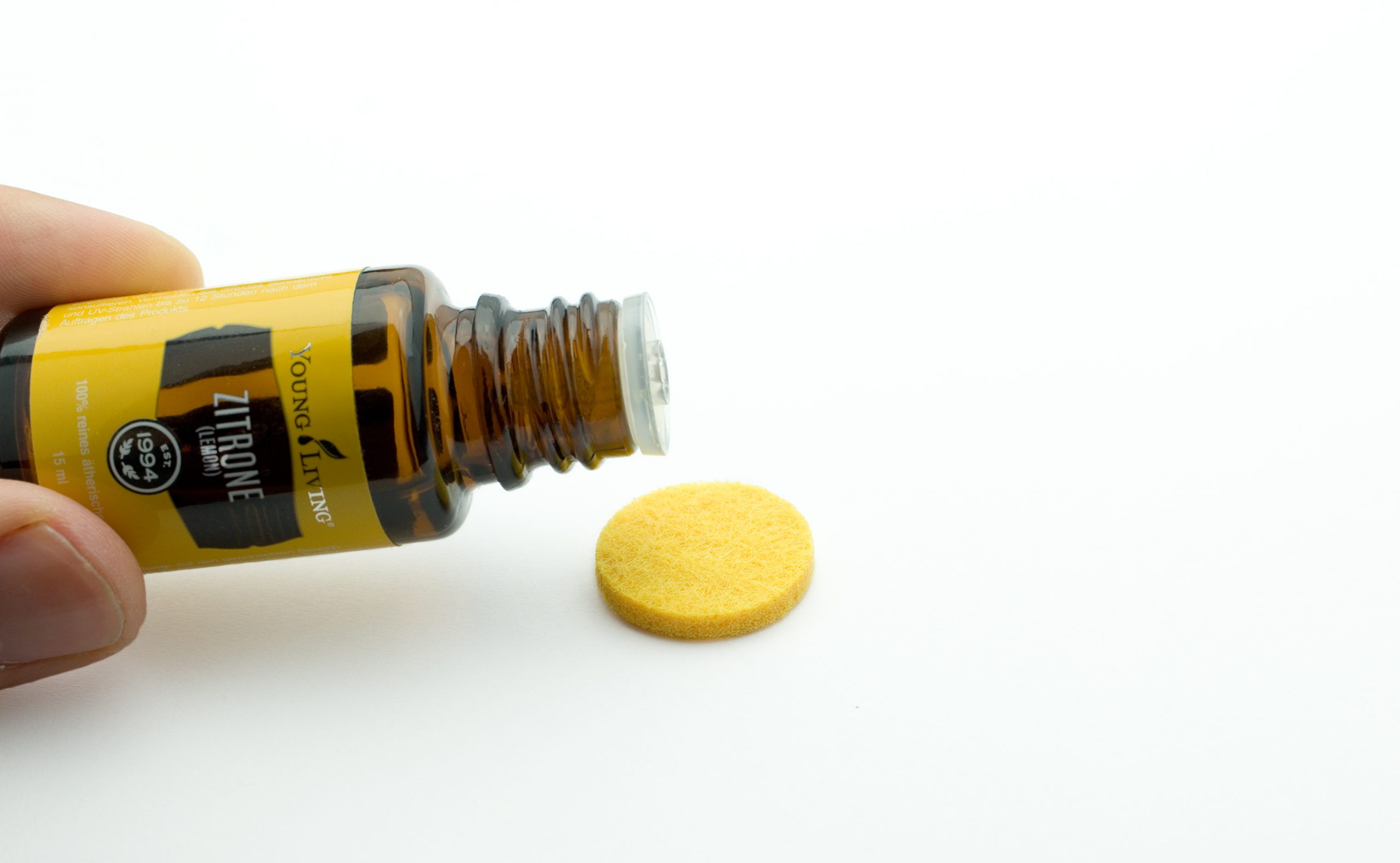 Anhänger, aroma, aromaschmuck, aromatherapie, ätherisches öl, ätherischesöl, duft, edelstahl, essential oil, essentialoil, Halskette, kette, young living, youngliving, silber, duftanhänger, duftschmuck, oillovers, joyofscent, corami