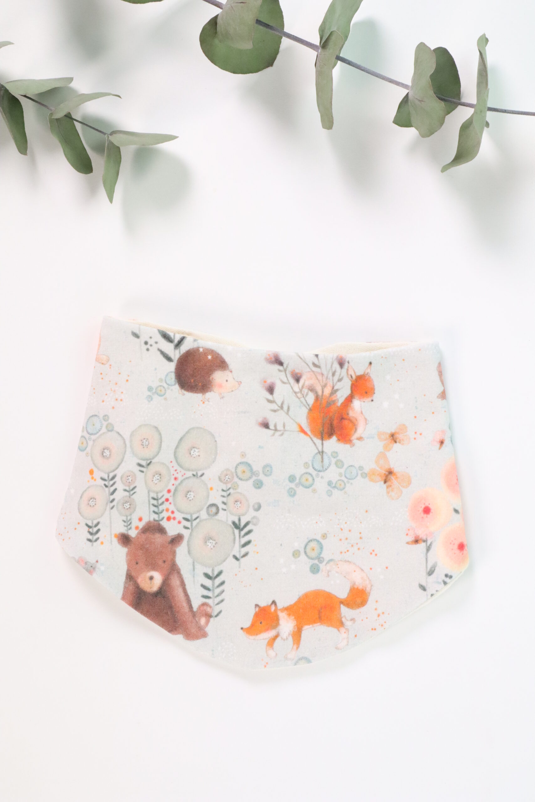 Latzerl, Tuch, Spucktuch, windel, baumwolle, genäht, handmade, handgenäht, handgemacht, spucktuch, latz, babylatz, jungs, kind, baby, streifen, gestreift, cool, modern, junge, boy, jungs, beige, braun, grau, weiß, streifen, punkte,