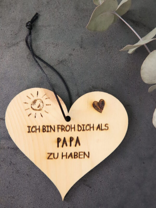 Mama, Muttertag, Herz, Holz, Zirbe, Zirbenholz, deko, geschenk, schenken, liebe, herzerl, herzig, holz, holzherz, anhänger, geschenkanhänger, geschenke, deko, dekoanhänger