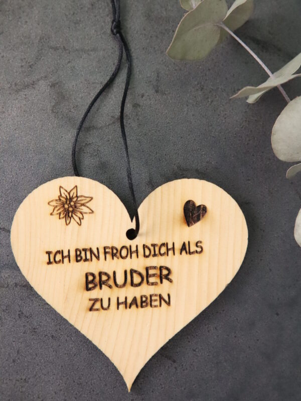 Mama, Muttertag, Herz, Holz, Zirbe, Zirbenholz, deko, geschenk, schenken, liebe, herzerl, herzig, holz, holzherz, anhänger, geschenkanhänger, geschenke, deko, dekoanhänger