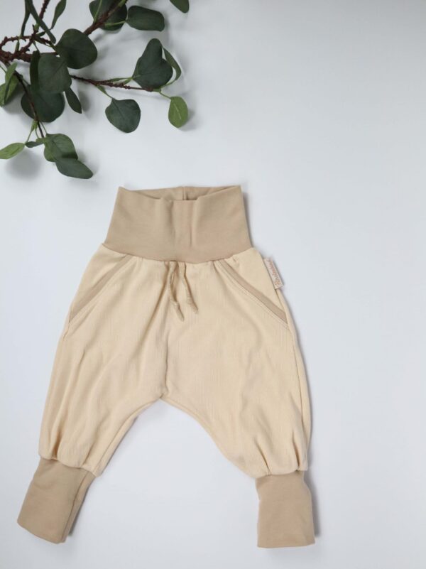 MItwachshose, Hose, Babyhose, Kinderhose, beige, natur, handmade,