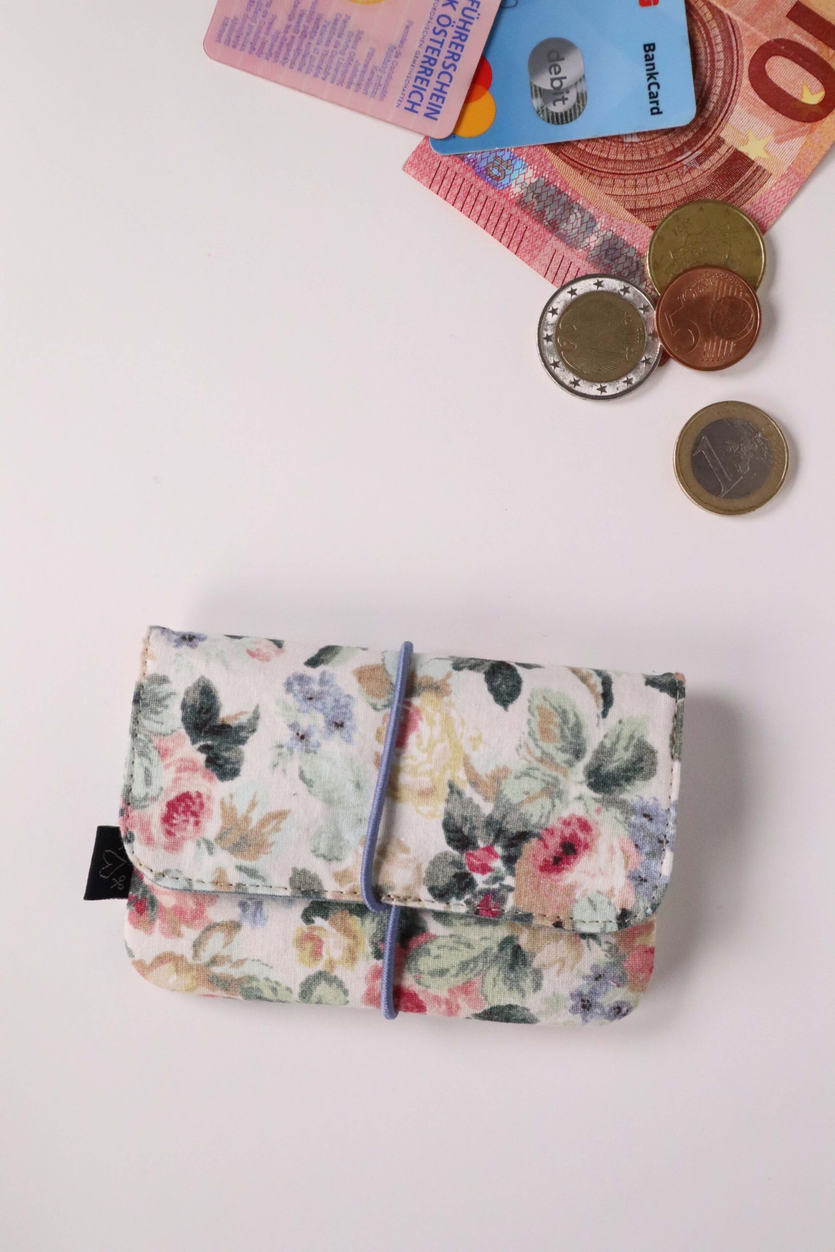 geldbörse, geldtasche, geld, geldklammer, klammer, tasche, minibörse, kleines, minitasche, upcycling, upgecycelt, upcycling, textil, textile börse, beutel, geldbeutel, stoff, textil, portmonee, portmone, portmonei, money,