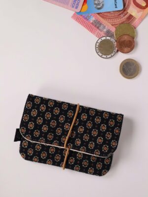 geldbörse, geldtasche, geld, geldklammer, klammer, tasche, minibörse, kleines, minitasche, upcycling, upgecycelt, upcycling, textil, textile börse, beutel, geldbeutel, stoff, textil, portmonee, portmone, portmonei, money,