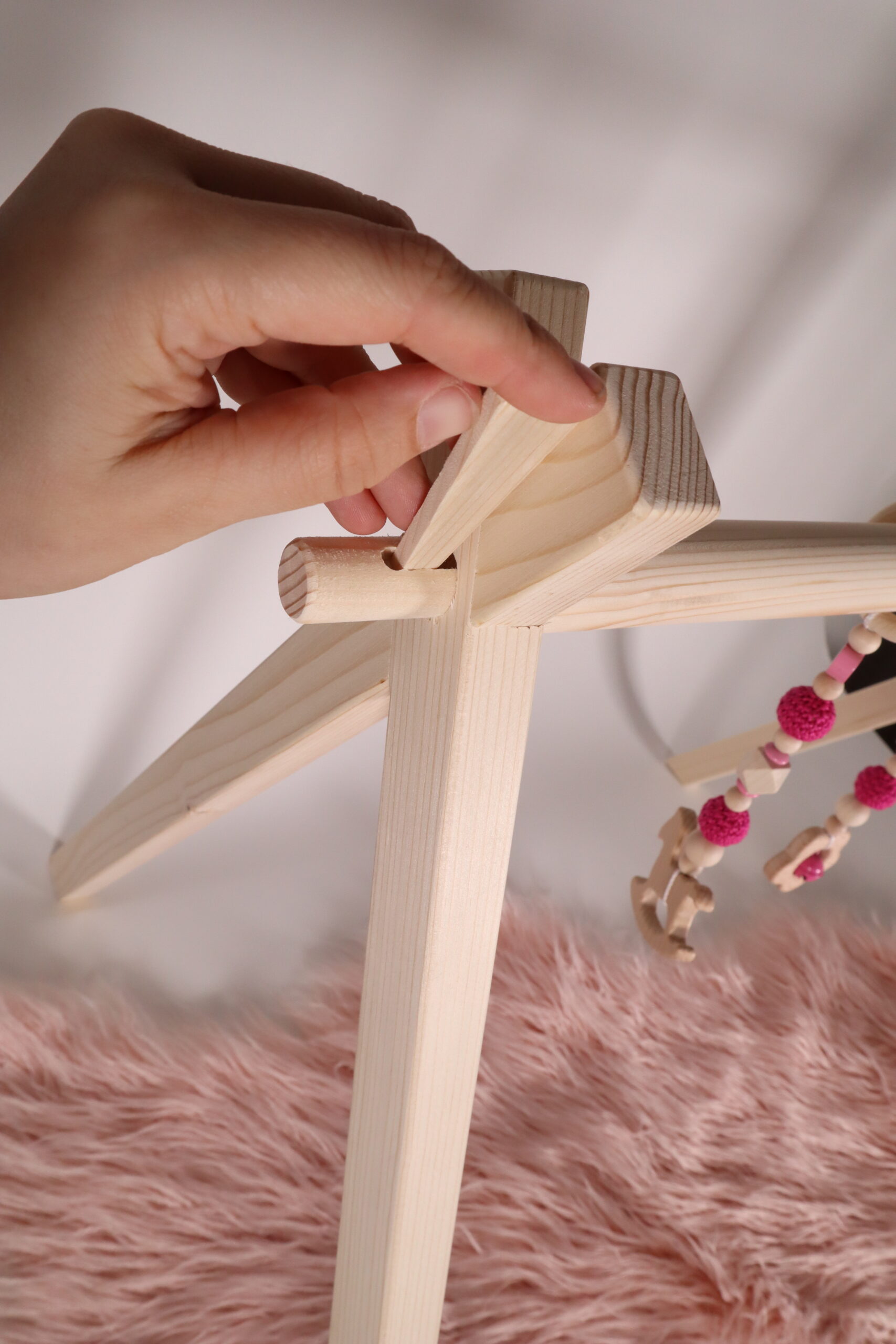 Spielbogen, baby, spiel, anhänger, spielen, baby shower, geburt, geschenk zur geburt, motorik, entwicklung, holz, natur, handmade, nachhaltig,