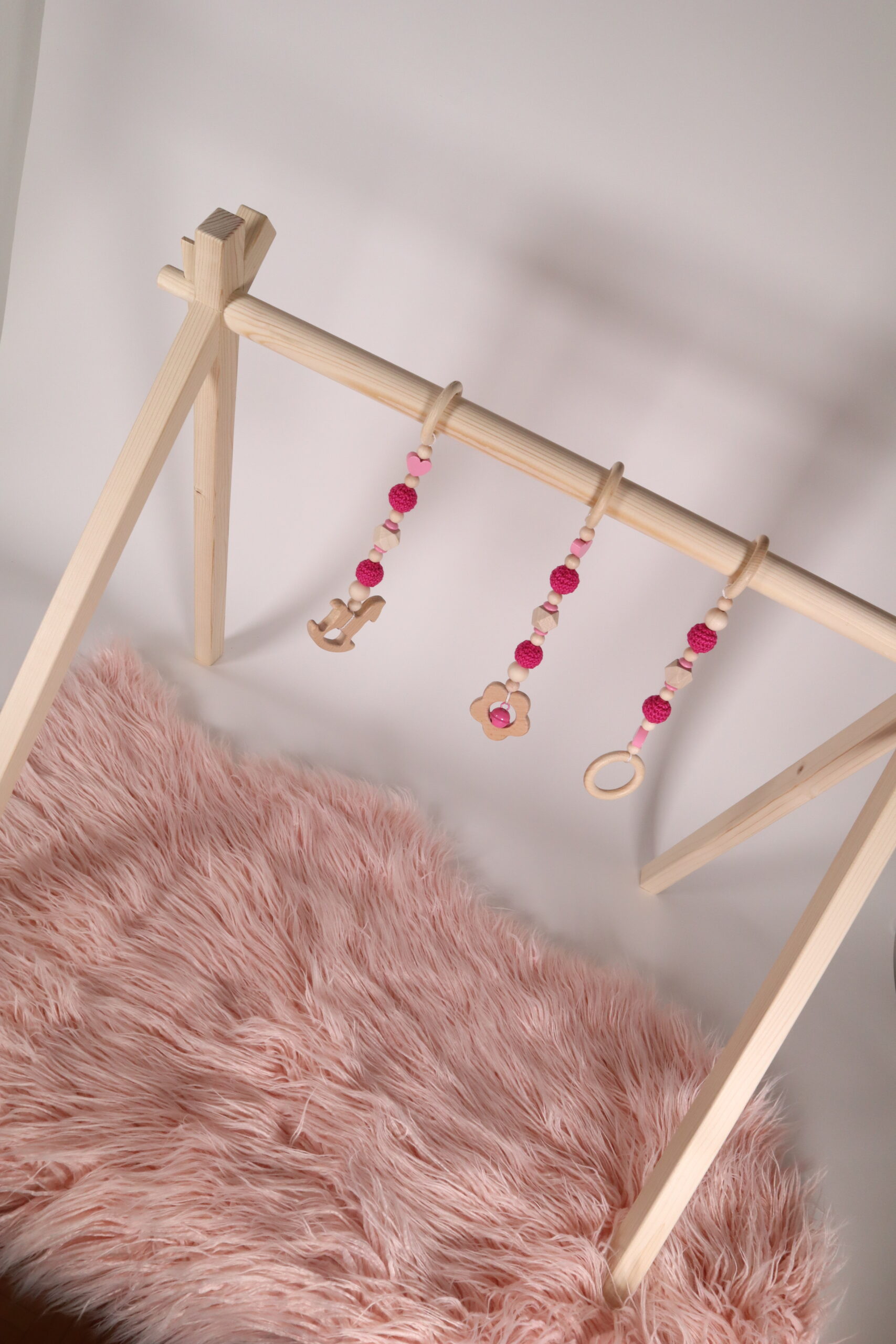 Spielbogen, baby, spiel, anhänger, spielen, baby shower, geburt, geschenk zur geburt, motorik, entwicklung, holz, natur, handmade, nachhaltig,