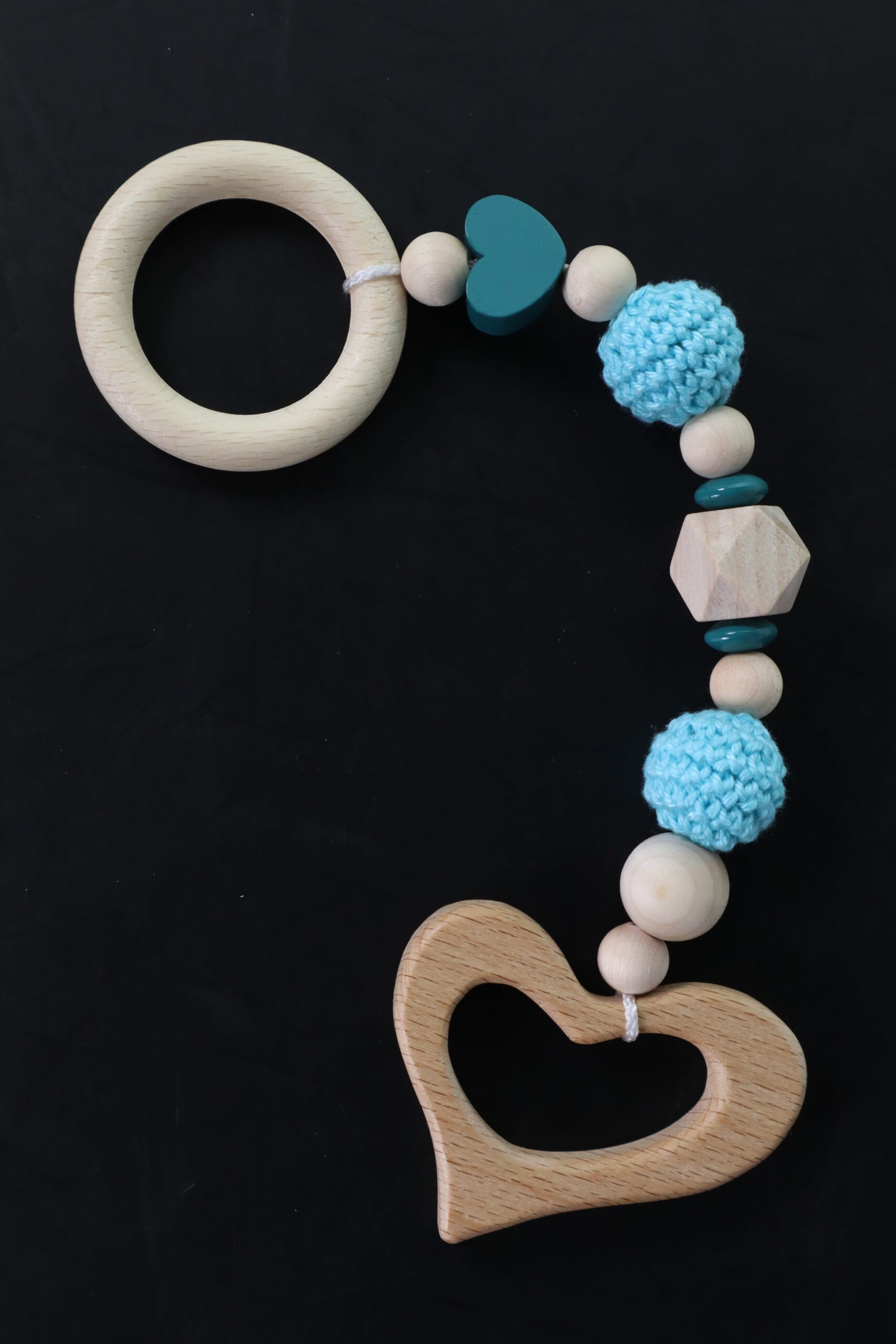 Baby, Ausstattung, babyausstattung, babygeschenk, geschenk. baby shoer, beißring, greidling, zahnen, zahnungshilfe, spielzeug, holz, natur, spiel, spiele, spielen, Spielebogen, greifring, greifen, sehen, tasten, spiel, spiele, spielem