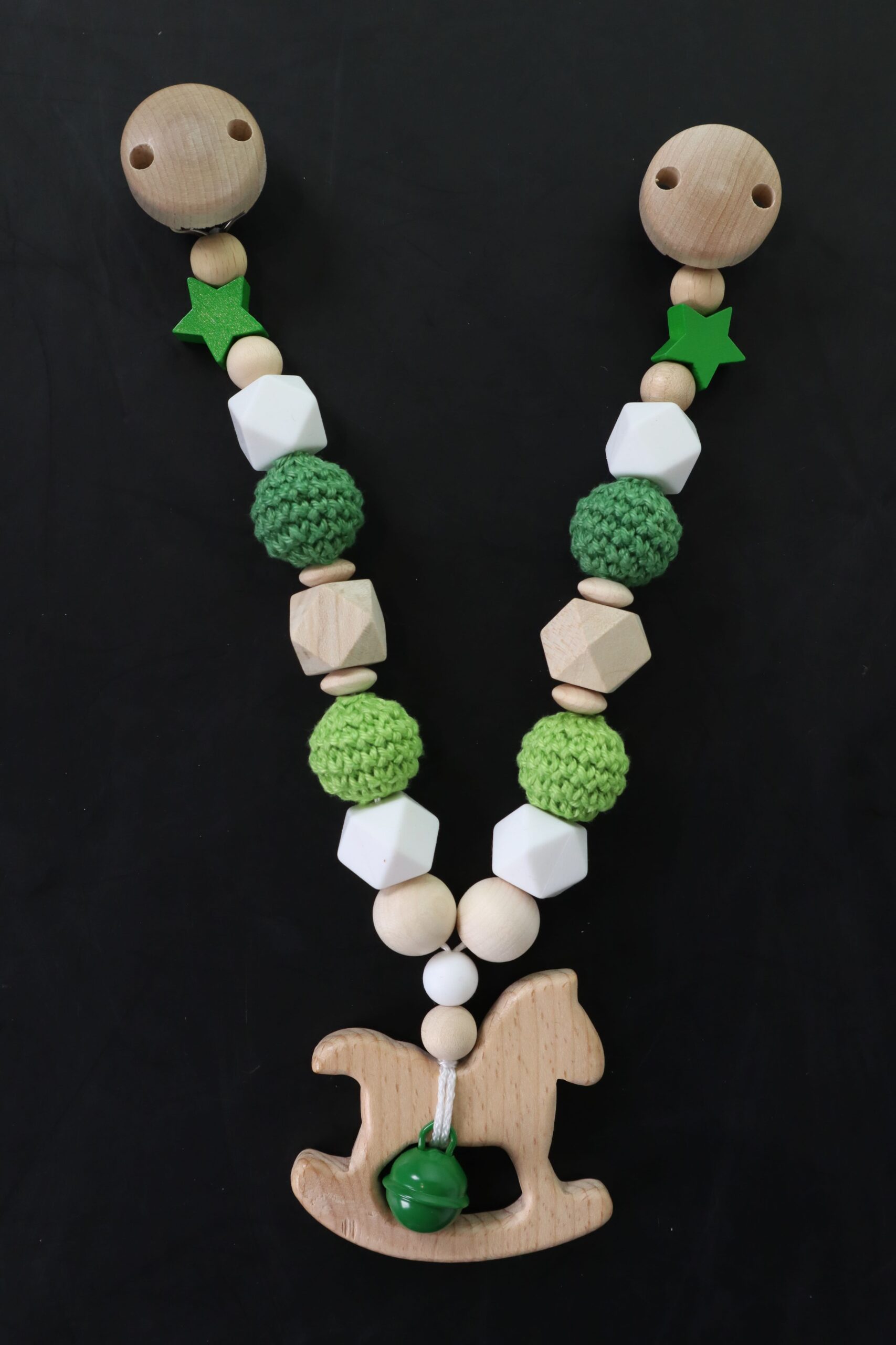 Baby, Ausstattung, babyausstattung, babygeschenk, geschenk. baby shoer, beißring, greidling, zahnen, zahnungshilfe, spielzeug, holz, natur, spiel, spiele, spielen, Spielebogen, greifring, greifen, sehen, tasten, Kinderwagen, Kinderwagenkette