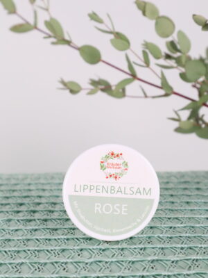 lippen, lippe, balsam, lippenbalsam, lippenpflege, pflege, labello, lippencreme, creme, rose, duft, natur, naturkosmetik, natürlich, handmade, handgerührt,