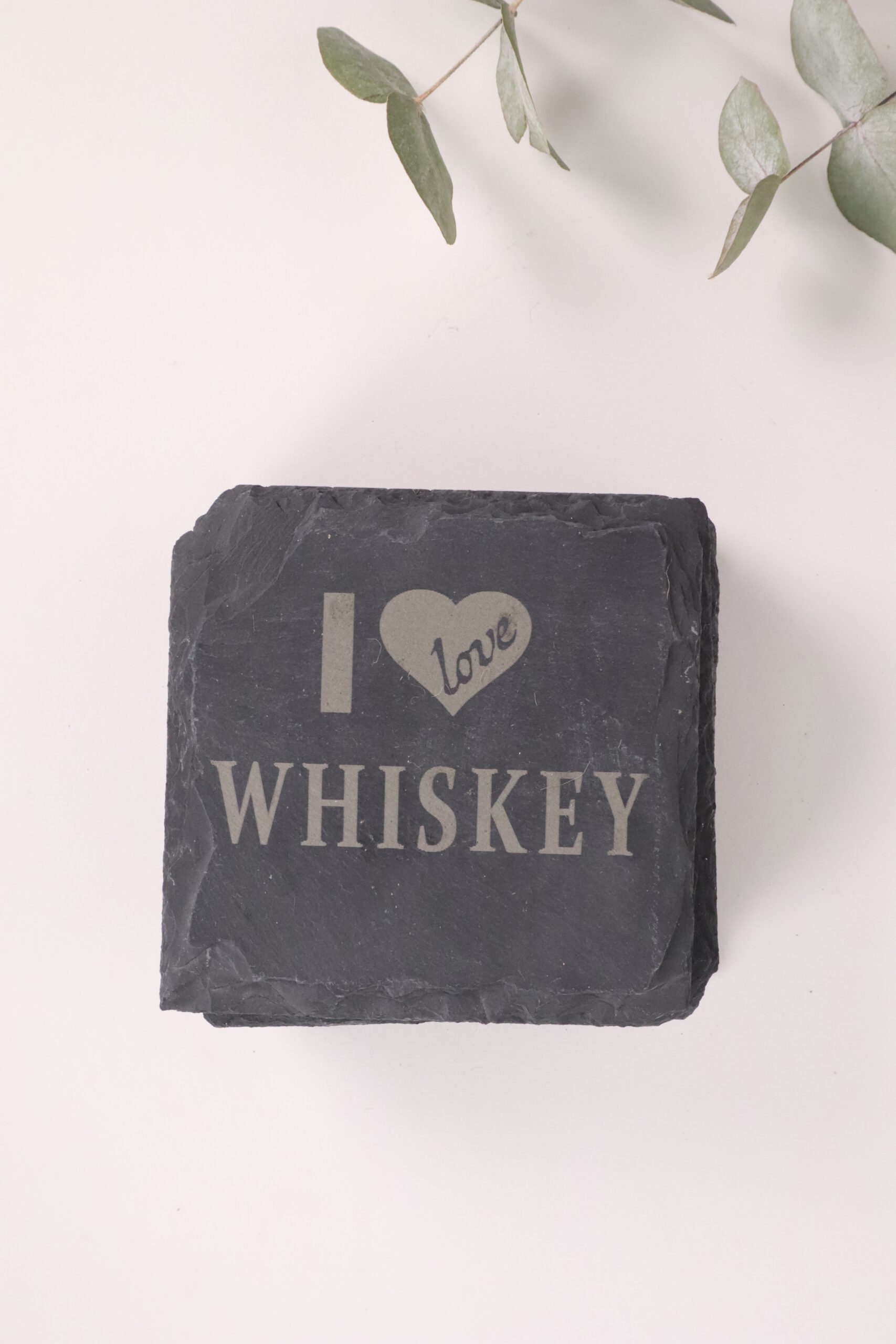 untersetzer, schiefer, getränk, getränkeuntersetzer, schieferuntersetzer, grau, modern, trend, bar, drinks, alkohol, cocktail, wein, bier, gin, whiskey, drinks, drink, nightout, bar, barzubehör, getränke, liebhaber, ginlover, gintonic, gin-tonic, cool, modisch, whiskey, whiskeytime, whiskeylover, lover, i, love, hobby