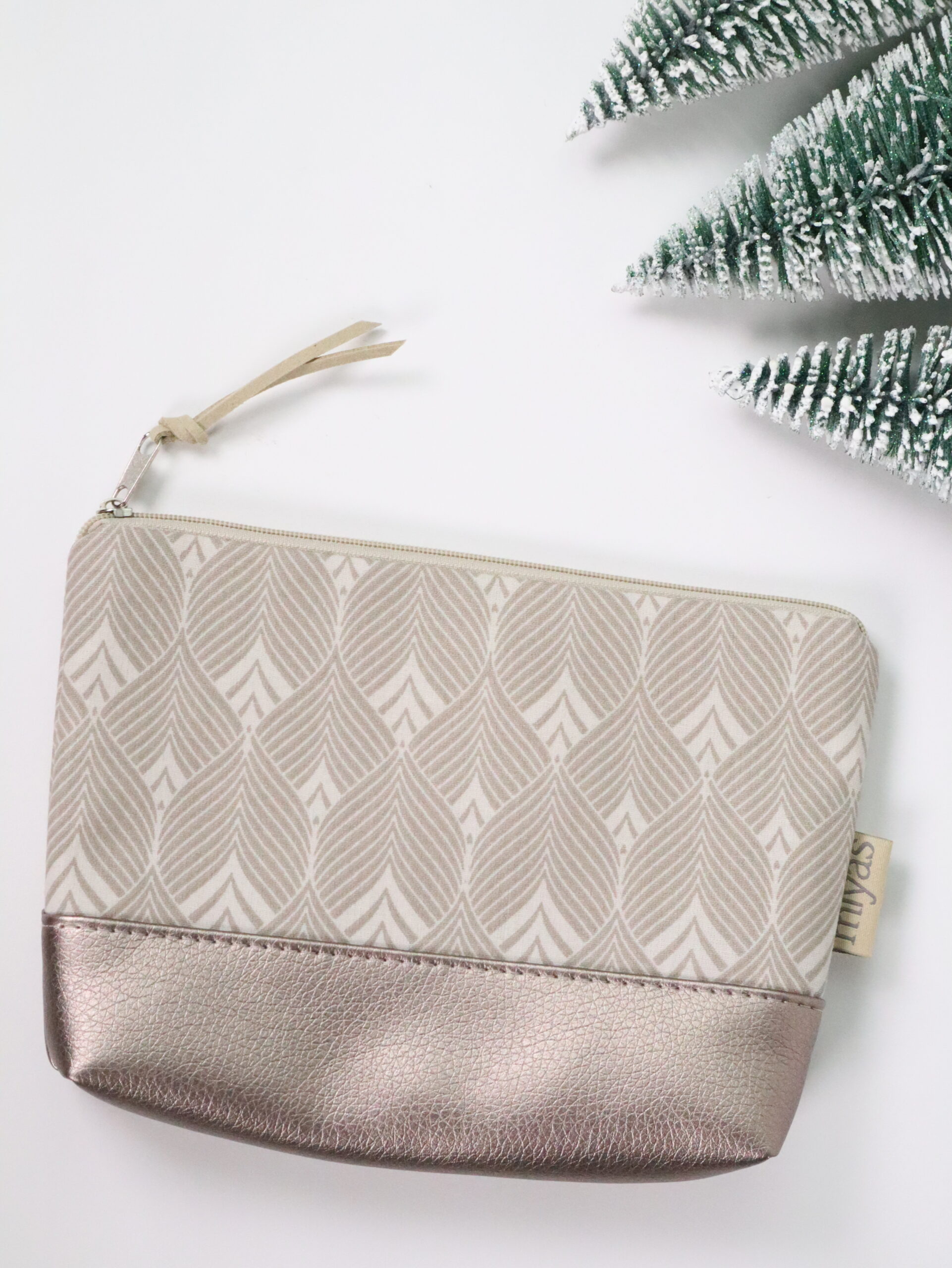 Tasche, kosmetik, kosmetiktasche, makeup, schmuck, schminke, innentasche, kosmetiktasche, täschchen, wachstuch, abwischbar, waschbar, modern, baumwolle, muster, kunstleder, vegen