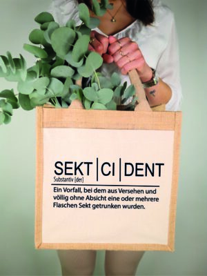 Wein, tasche, trinken, geschenk, weinliebhaber, tasche, geschenktasche, einkaufstasche, jute, jutetasche, spruch, wort, wörter, lustig, druck, aufdruck, statement, witzig, geschenkverpackung, geschenkidee, freundin, bestie, kollege, kollegin, nachbar, oma, mama, alkohol, wein, gin, unfall, bier, rausch, sekt, prosecco, bar, trinken, spaß, lustig, geschenk, für, amm, ehemann, partner, kollege, arbeitskollege, freund, freundin