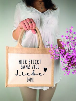 Tasche, jutetasche, kleine, tragetasche, einkaufen, jause, jausentasche, praktisch, jute, natur, baumwolle, nachhaltig, robust, trend, trendig, trendbag, trendtasche, taschentrend, mama, muttertag, mom, herz, liebe, schenken, geschenk, oma, großmutter