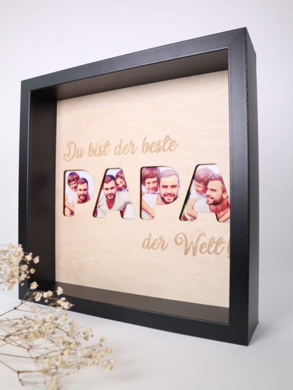 Rahmen, bilderrahmen, foto, bild, geschenk, fotos, enkel, kinder, aufhängen, stellen, foto, fotorahmen, persönlich, personalisiert, beste, bester, schwarz, weiß, holz, geschenk, schenken, österreich, oberösterreich, wels, linz, geschenkidee, geschenksladen, geschenkeladen, geschäft, regional, handgemacht, handmade, handgefertigt, Papa, vater, opa, vatertag,