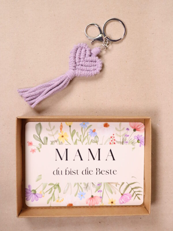 Set, Geschenkset, geschenk, schenken, box, schachtel, karton, armband, schlüsselanhänger, anhänger, edelstein, rhodonit, mama, beste, der, welt, geschenk, einkaufen, regional, handgefertigt, mit, liebe, handmade, eferding, oberösterreich, wels, linz, geschäft, laden, heilsteine, liebevoll, plus, city, shoppen, in, der, nähe, muttertag, geburtstag, besonders