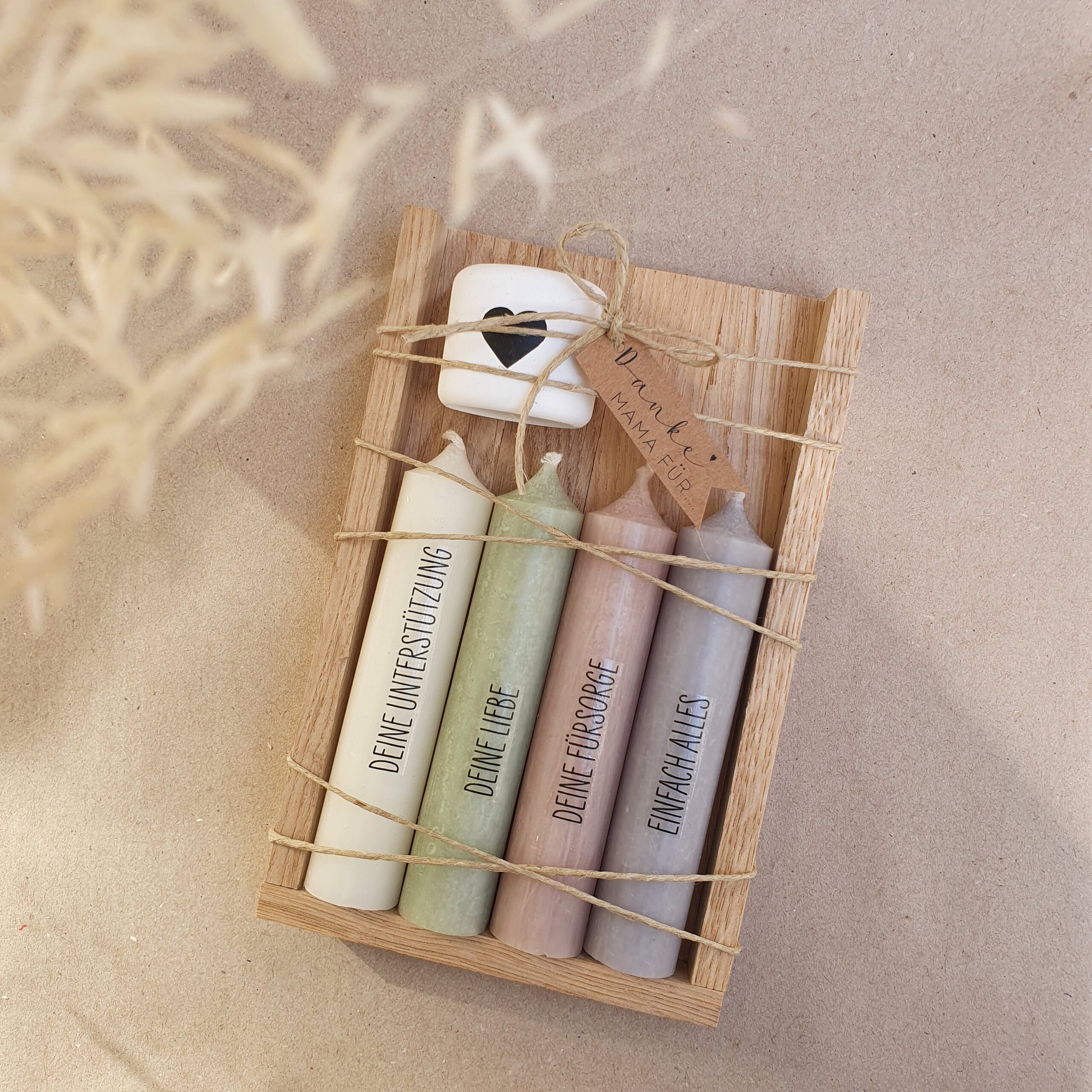 Set, kerzen, kerzenset, geschenkset, bff, freundin, mama, oma, muttertag, ostern, schenken, kerzendeko, kerzenständer, beton, raysin, nimm, dir, was, du, brauchst, liebe, mut, kraft, glück, positiv, besonders, geschenkidee, geburtstag, easy stick, spruch, positiv, mut, glück, liebe, raysin, kerzendeko, harmonie, geduld, mama, liebe, fürsorge, dankbar, danke, danke, mutter,. muttertag, mutti, mutter, oma