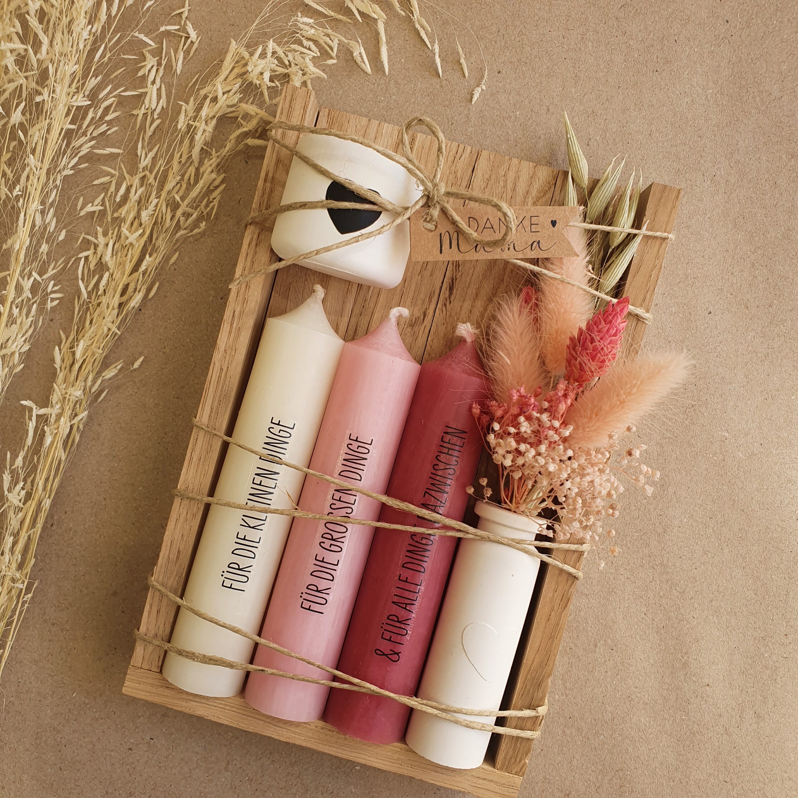 Set, kerzen, kerzenset, geschenkset, bff, freundin, mama, oma, muttertag, ostern, schenken, kerzendeko, kerzenständer, beton, raysin, nimm, dir, was, du, brauchst, liebe, mut, kraft, glück, positiv, besonders, geschenkidee, geburtstag, easy stick, spruch, positiv, mut, glück, liebe, raysin, kerzendeko, harmonie, geduld, mama, liebe, fürsorge, dankbar, danke, danke, mutter,. muttertag, mutti, mutter, oma