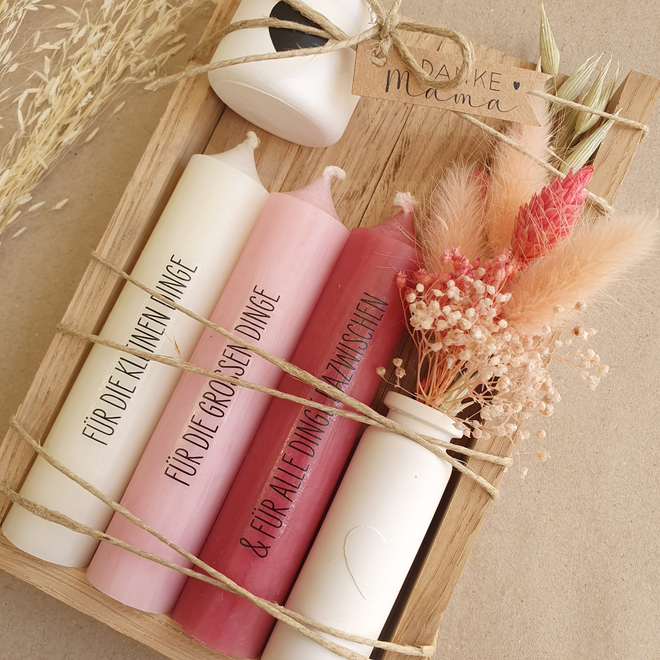 Set, kerzen, kerzenset, geschenkset, bff, freundin, mama, oma, muttertag, ostern, schenken, kerzendeko, kerzenständer, beton, raysin, nimm, dir, was, du, brauchst, liebe, mut, kraft, glück, positiv, besonders, geschenkidee, geburtstag, easy stick, spruch, positiv, mut, glück, liebe, raysin, kerzendeko, harmonie, geduld, mama, liebe, fürsorge, dankbar, danke, danke, mutter,. muttertag, mutti, mutter, oma