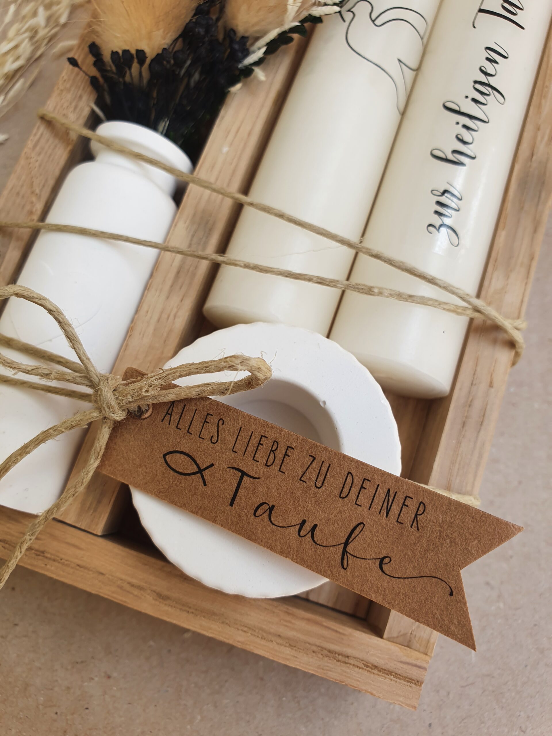 kerze, kerzen, kerzenständer, deko, handmade, handgefertigt, besonders, schenken, für, dich, glückwunsch, geburtstag, eferding, oberösterreich, region, regional, wunsch, wunscherfüller, einkaufen, geschäft, shoppen, geschenk. geschenke, kerzenset, spruch, wort, liebe, worte, danke, lieblingsmensch, herzensmensch, blume, trockenblume, strauß, blumenstrauß, schön, dass, es, dich, gibt, kirche, kirchlich, christ, glaube, schenken, taube, vogel, glaube, glaube, katholisch, taufe, taufen, baby, geburt, pate, paten, patin, taufpate, taufpatin, taufgeschenk