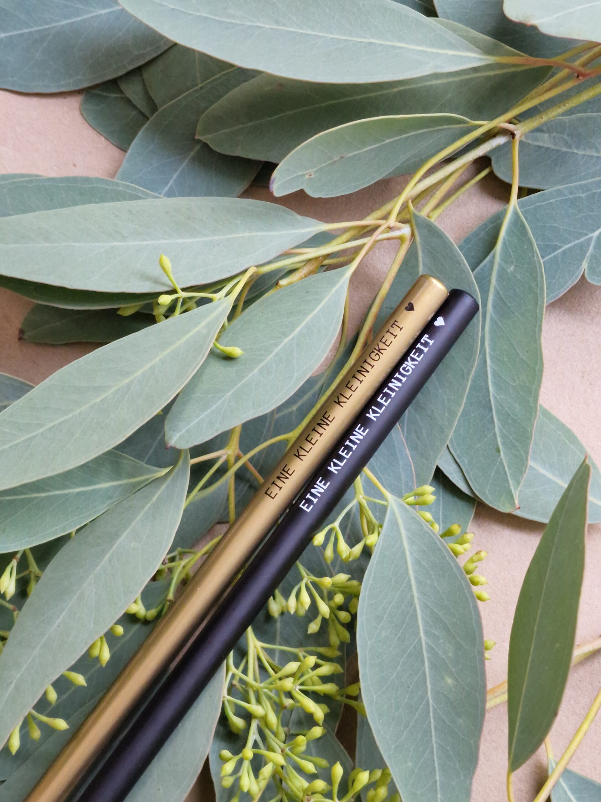 Bleistif, stift, schreiben, aufschreiben, paier, für, dich, schenken, geschenk, besonders, freundin, beschenken, eferding, einkaufen, regional, in, meiner, nähe, linz, wels, österreich, online, bestellen, oberösterreich, beste, schrift, letter, handlettering, liebevoll, mit, liebe, außergewöhlich, kreativ, kreativwerkstatt, glück, schreben, papier, papterie, herz, herzensmensch, lieblingsmensch, freundin, beste, bff, schön dass es dich gibt