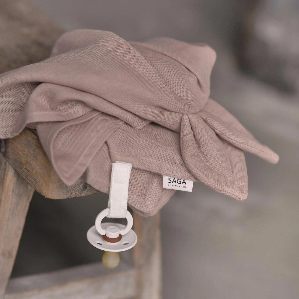 baby, schmusetuch, schnuffeltuch, baumwolle, bio, biobaumwolle, natur, besonders, liebevoll, geschenk, schenken, geburt, babyparty, schön, eferding, oberösterreich, wels, linz, online, bestellenb, laden, geschäft, shoppen, in meiner nähe, schmetterling, flügel, fliegen, kind, beschenken, weisad, geburtsgeschenk, geburt, nachwuchs, pate, patin, godi, gedi, ganzs, ente, vogel, hase, Oster,, osternes, osterhase