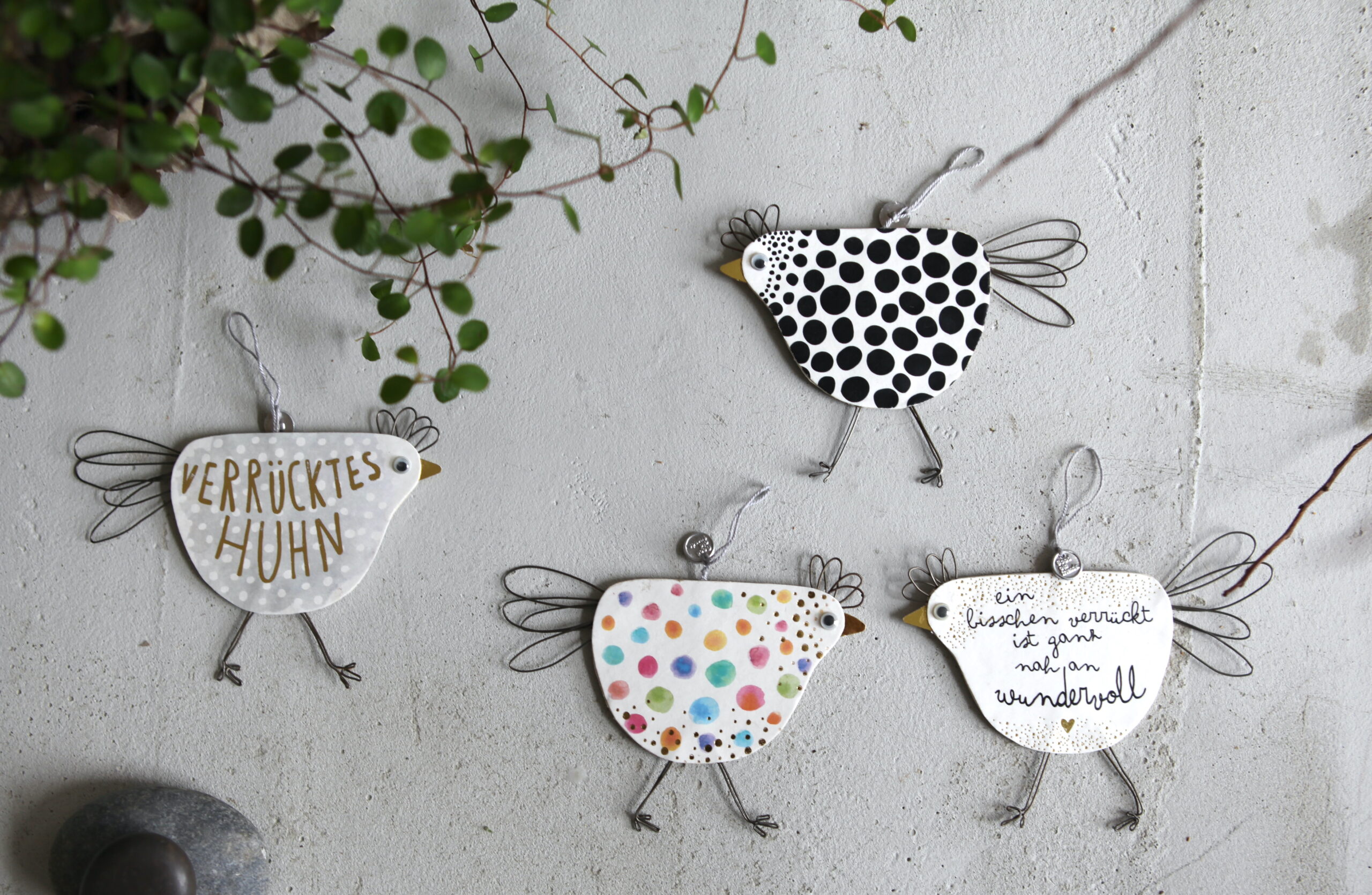 Herz, deko, dekoherz, metall, papier, quaste, gold, spruch, handmade, handarbeit, liebevoll, mit, liebe, schenken, geschenk, hänger, aufputz, dekohänger, zum, aufhängen, dekorativ, mitbringsel, kleine, aufmerksamkeit, good, old, friends, geschenkidee, freundin, beste, nachbarin, frau, einkaufen, online, shoppen, shop, bestellen, laden, geschäft, eferding, oberösterreich, in, meiner, nähe, linz, wels, plus, city, rohrbach, feldkirchen, landshaag, aschach, urfahr, online, laden, kaufen, freude, machen, verpackungen, verpackung, hebamme, geste, nett, nette, ostern. osternest, osterhase, huhn, verrückt, osterstrau, strauch, dekorativ, dekoration