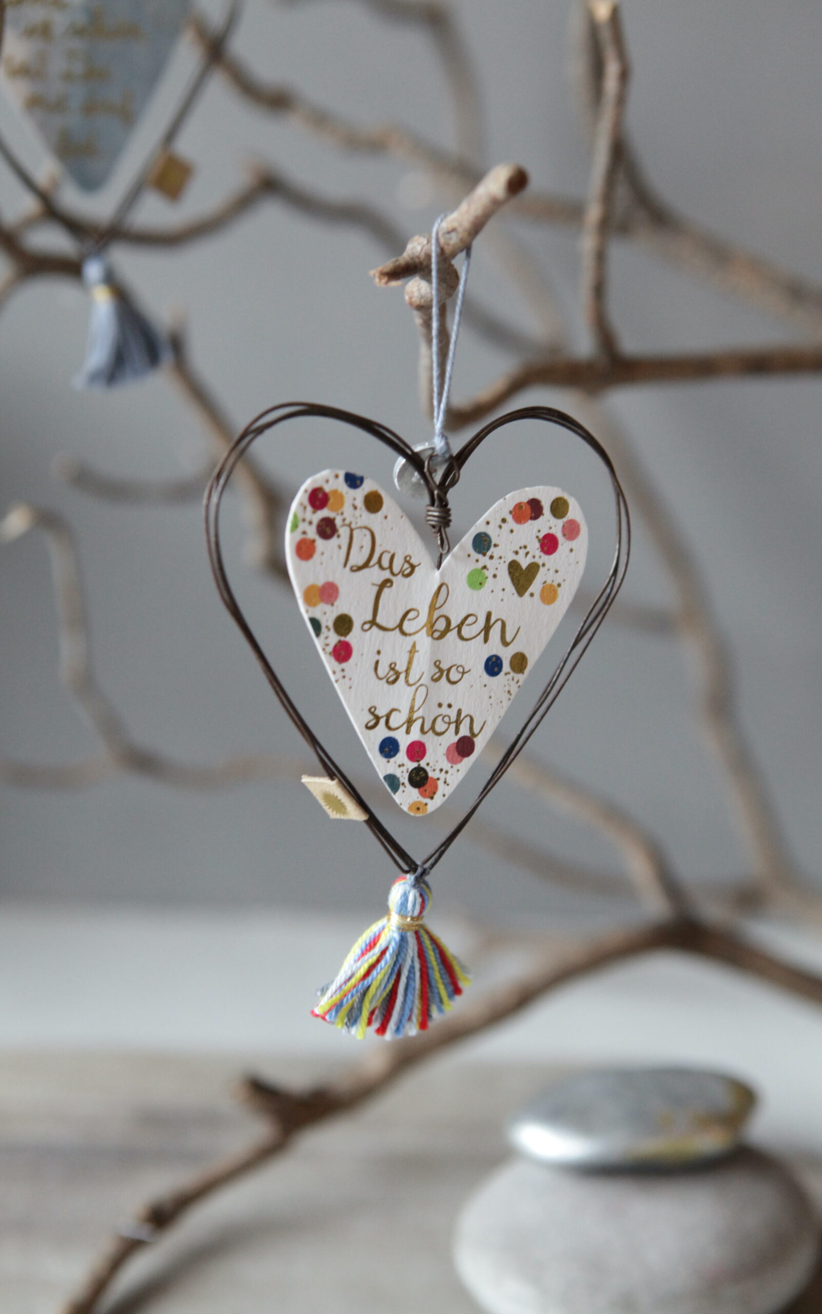 Herz, deko, dekoherz, metall, papier, quaste, gold, spruch, handmade, handarbeit, liebevoll, mit, liebe, schenken, geschenk, hänger, aufputz, dekohänger, zum, aufhängen, dekorativ, mitbringsel, kleine, aufmerksamkeit, good, old, friends, geschenkidee, freundin, beste, nachbarin, frau, einkaufen, online, shoppen, shop, bestellen, laden, geschäft, eferding, oberösterreich, in, meiner, nähe, linz, wels, plus, city, rohrbach, feldkirchen, landshaag, aschach, urfahr, online, laden, kaufen, freude, machen, verpackungen, verpackung, hebamme, geste, nett, nette, ostern. osternest, osterhase