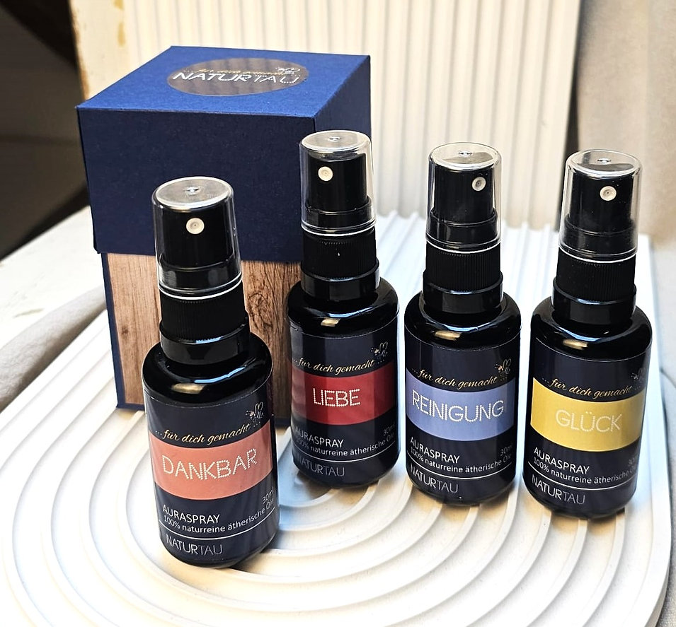 Spray, aura, auraspray. energie, energetisch, schwingung, bewusstesein, klarheit, duft, natur, naturduft, natürlich, naturkosmetik, energiefeld, chakren, glück, liebe, loslassen, freiheut, freude, dankbar, friede, lebensfreude, zufriedenheit, schenken. kranft, eferding, online, bestellen, einkaufen, kaufen, shoppen, wels, linz, in, meiner, nähe, einkaufen, freundin, beste, bff, frau, ehefrau, geschenk, besonders, mehrwert, nachhaltig