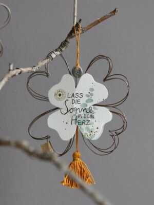 Herz, deko, dekoherz, metall, papier, quaste, gold, spruch, handmade, handarbeit, liebevoll, mit, liebe, schenken, geschenk, hänger, aufputz, dekohänger, zum, aufhängen, dekorativ, mitbringsel, kleine, aufmerksamkeit, good, old, friends, geschenkidee, freundin, beste, nachbarin, frau, einkaufen, online, shoppen, shop, bestellen, laden, geschäft, eferding, oberösterreich, in, meiner, nähe, linz, wels, plus, city, rohrbach, feldkirchen, landshaag, aschach, urfahr, online, laden, kaufen, freude, machen, verpackungen, verpackung, hebamme, geste, nett, nette, ostern. osternest, osterhase, huhn, verrückt, osterstrau, strauch, dekorativ, dekoration, klee, glück, glücksklee, glücksbringer