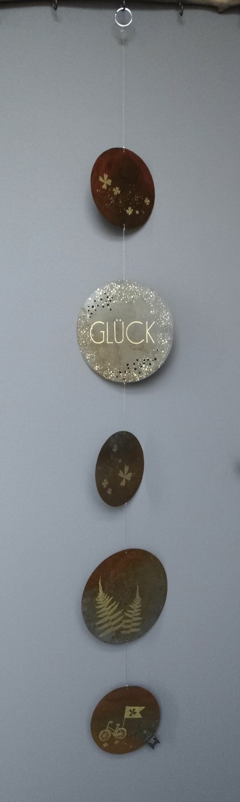 deko, dekoration, kette, traumzeit, traumzeitkette, rost, rostig, modern, modisch, minimalistisch, schenken, besonder,s geschenk, pusteblume, blüte, blume, glüvk, schutz, tür, türdeko, türschild, haus, neue,s einzug, umzug, hausbau, haus, bauen, shop, onlineshop, regional, kaufen, bestellen, onlineshop, eferding, linz, wels