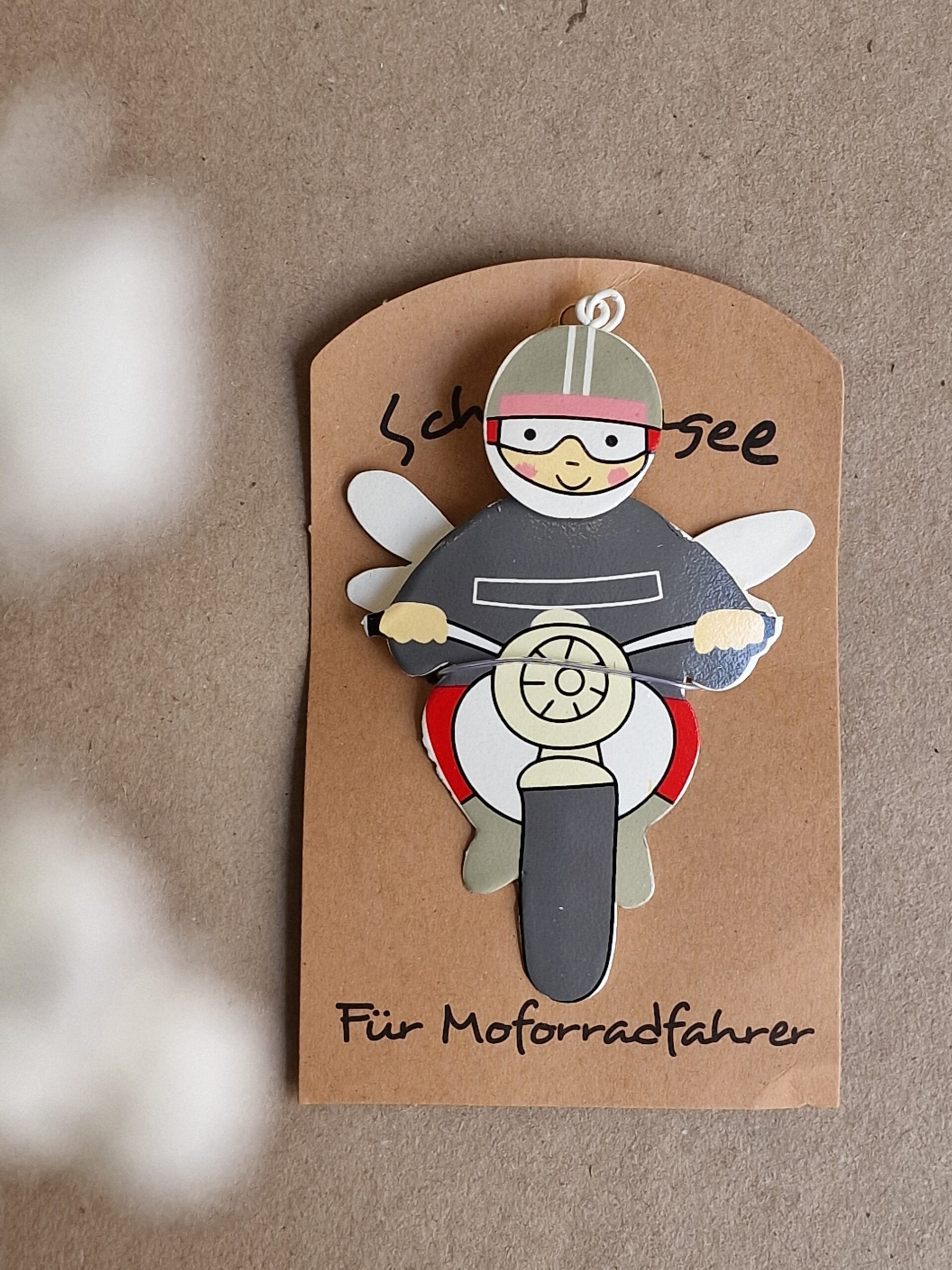 Schutzengel, schutz, engel, schenken, geschenk, geschenksidee, metall, hänge, hänger, aufhängen, dekoration, mitbringsel, danke, kleines, dankeschön, für, dich, eferding, einkaufen, österreich, oberösterreich, region, regional, in, meiner, nähe, shop, shoppen, geschäft, online, bestellen, auto, auto fahren, führerschein, erstes, auto, straße, neuling, fahrprüfung, motorrad