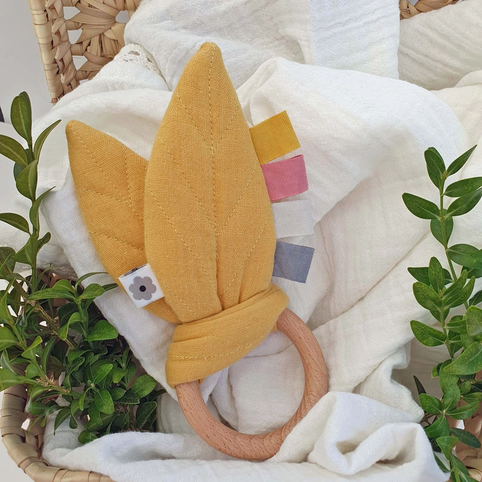 spielzeug, baby, geburt, geschenk, schenken, neugeboren, geburt, babygeschenk, knister, knistertuch, sensorik, kinsternd, spielen, spaß, sinne, sinnes, spielzeug, erstes, spiel, geschenke, geburtsgeschenk, weisad, mama, mutt,er schwanger, schwangerschaft, mitbringsel, mitbringen, raschel, raschelnd, raschelt, eferding, kaufen, einkaufen, online, bestellen, linz, wels, shop, geschäft, laden, kaufen, vor, ort, region, regional, in, meiner, nähe, plus, max, center, scw, onlineshop,