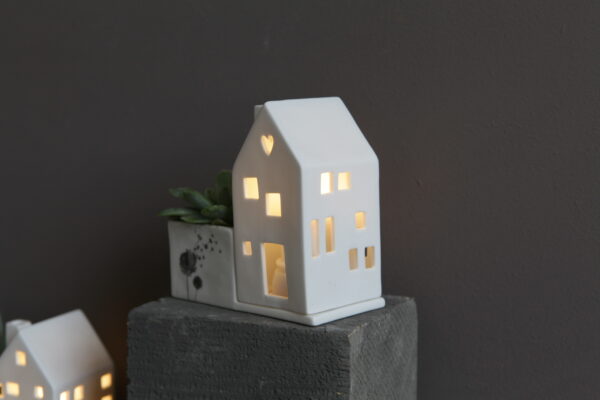 Keramik, blume, blumentraum, blumenretter, vase, vasen, väschen, deko, dekorativ, keramikdeko, frosch, gold, glanz, blumenvase, blumenretter, blumenliebe, garten, gartenliebe, dekorativ, good, old, friends, frosch, froschkönig, krone, krönchen, geschenk, schenken, geschenksidee, eferding, einkaufen, kaufen, shoppen, shop, geschäft, laden, online, bestellen, schnell, regional, in, meiner, nähe, garte, haus, hausgarten, häuschen. häiser, kerze, teelicht, blumentopf