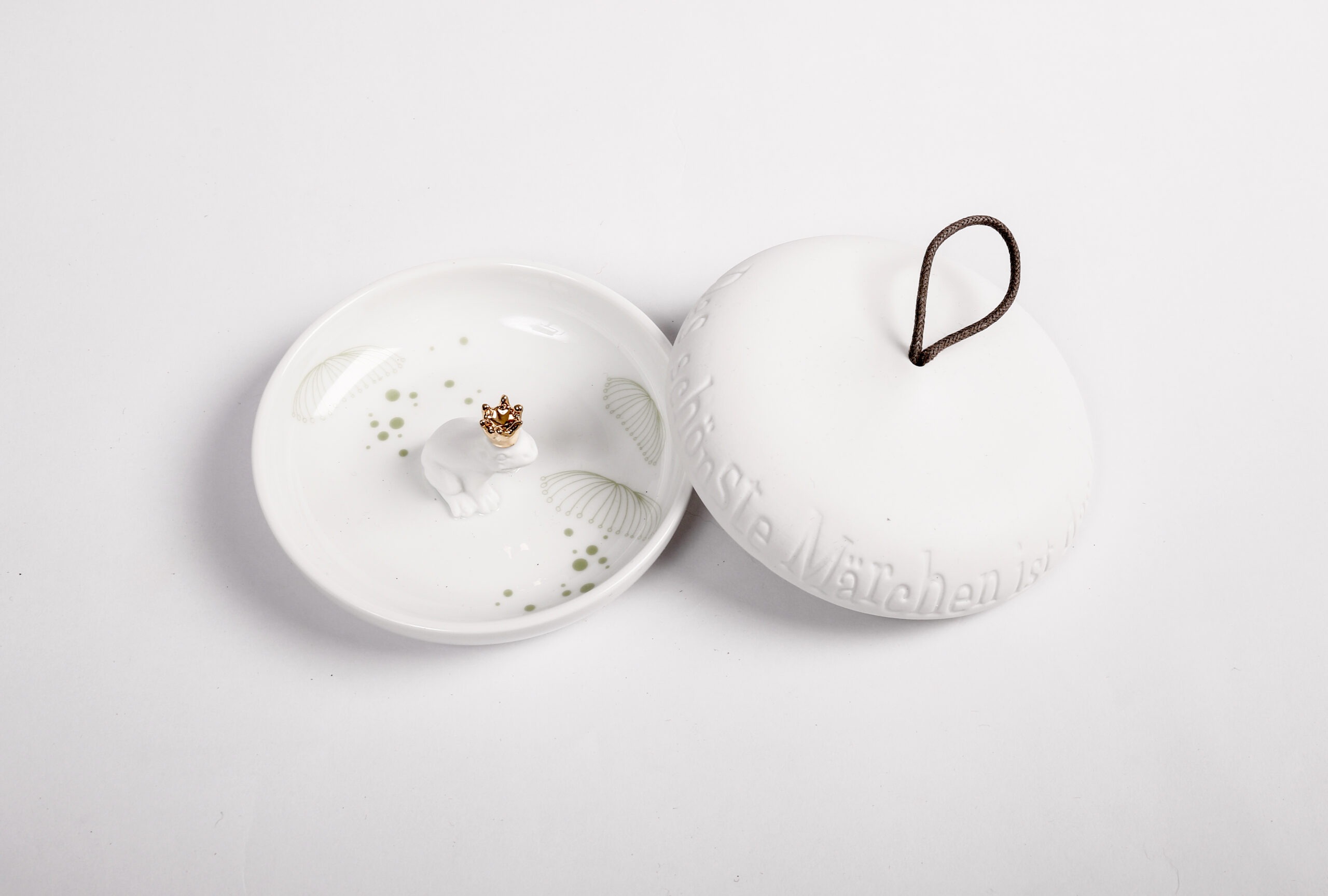 Dose, Schatz, Schatzdose, keramik, schale, schälchen, keramikdose, schmuck, ring, kette, aufbewahren, aufbewahrung, schenken, geschenk, besonders, mit, lk´iebe, liebevoll, eferding, einkaufen, laden, geschäft, geburtstag, besonders, einkaufen, kaufen, geschäft, laden, online, onlineshop, bestellen, linz, wels, plus, city, mühlviertel, feldkirchen, rohrbach, freundin, mama, ehe, ehefrau, heirat, hochzeit, kind