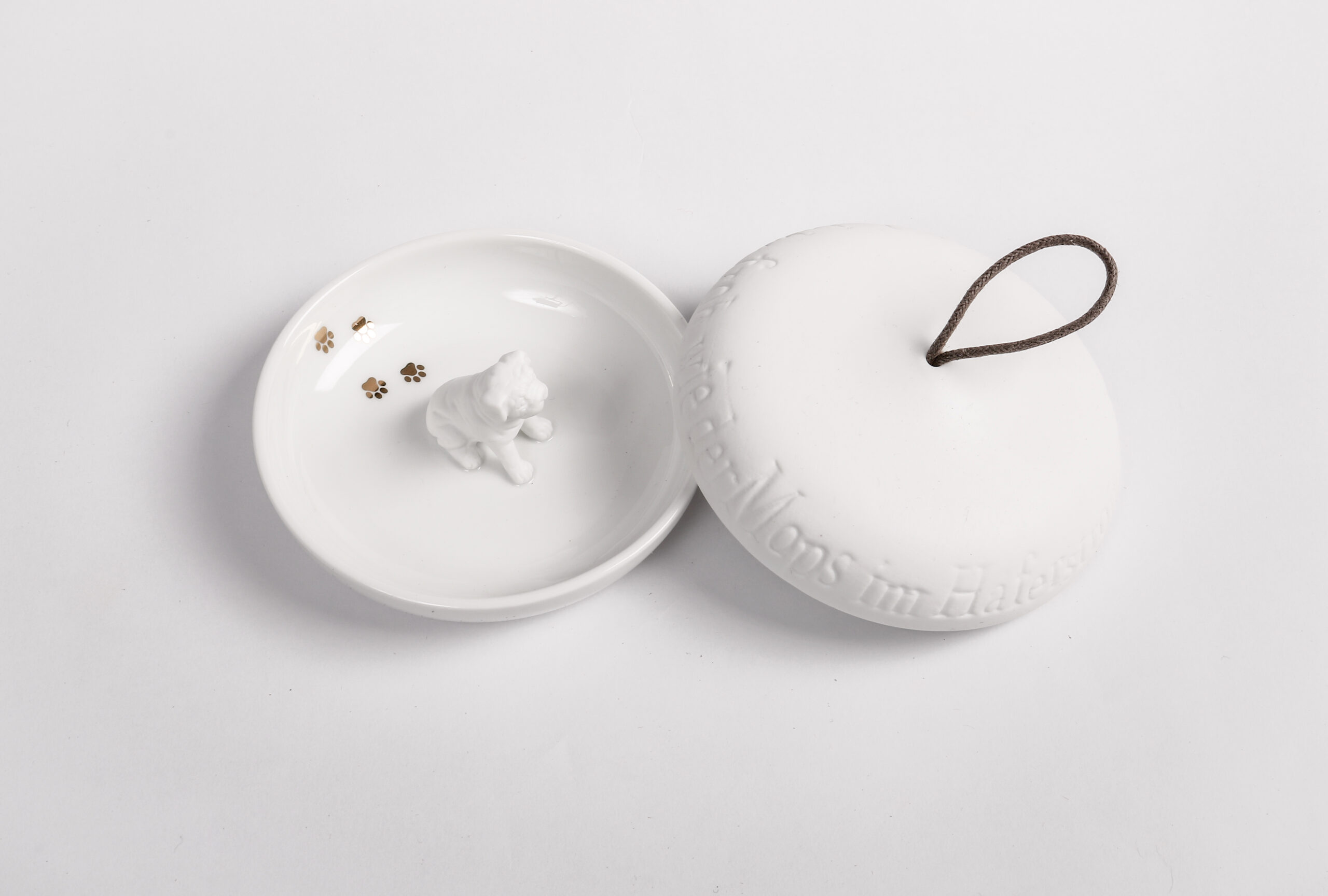 Dose, Schatz, Schatzdose, keramik, schale, schälchen, keramikdose, schmuck, ring, kette, aufbewahren, aufbewahrung, schenken, geschenk, besonders, mit, lk´iebe, liebevoll, eferding, einkaufen, laden, geschäft, geburtstag, besonders, einkaufen, kaufen, geschäft, laden, online, onlineshop, bestellen, linz, wels, plus, city, mühlviertel, feldkirchen, rohrbach, freundin, mama, ehe, ehefrau, heirat, hochzeit, kind