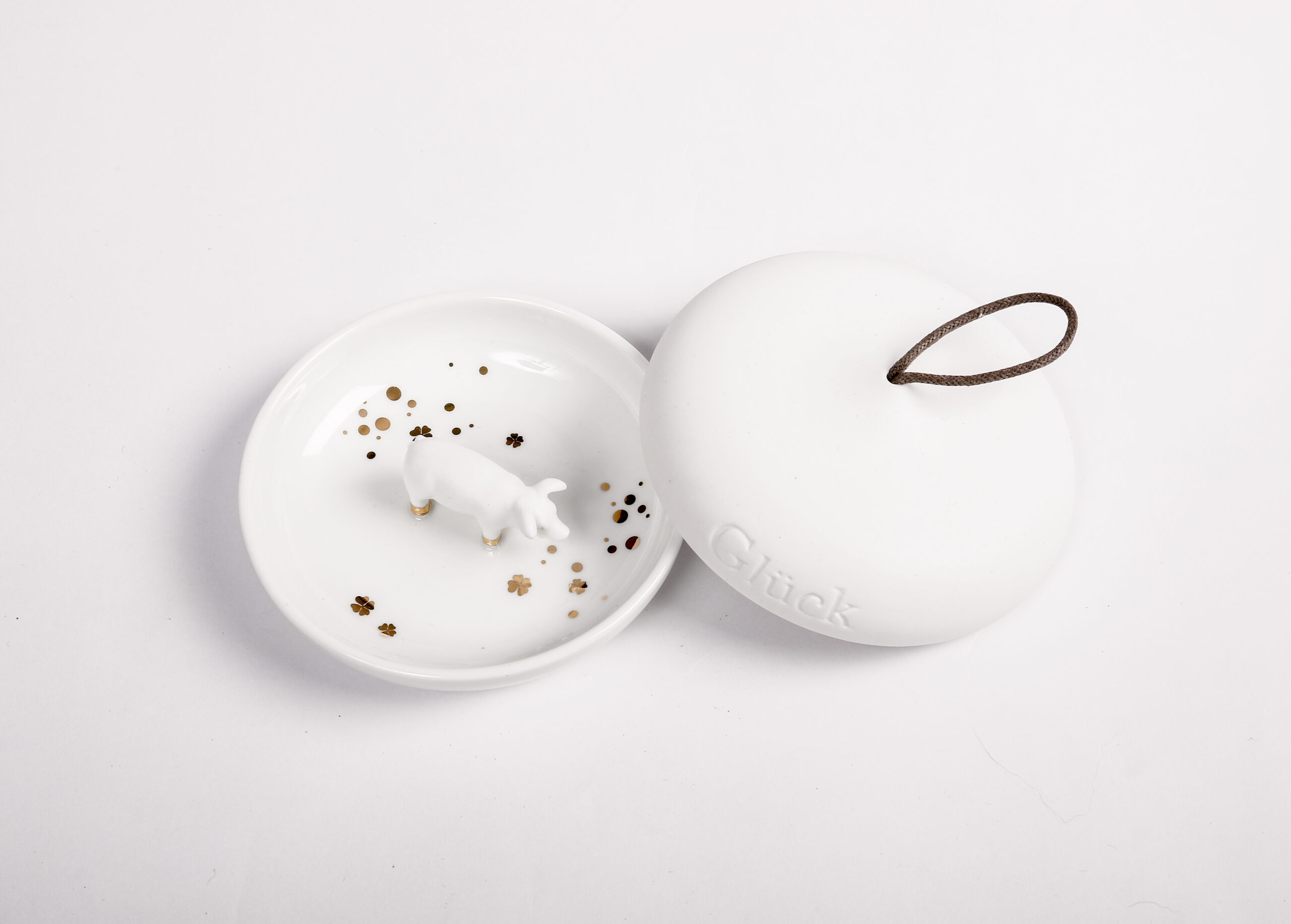 Dose, Schatz, Schatzdose, keramik, schale, schälchen, keramikdose, schmuck, ring, kette, aufbewahren, aufbewahrung, schenken, geschenk, besonders, mit, lk´iebe, liebevoll, eferding, einkaufen, laden, geschäft, geburtstag, besonders, einkaufen, kaufen, geschäft, laden, online, onlineshop, bestellen, linz, wels, plus, city, mühlviertel, feldkirchen, rohrbach, freundin, mama, ehe, ehefrau, heirat, hochzeit, kind