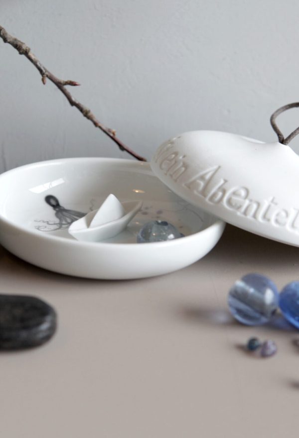 Dose, Schatz, Schatzdose, keramik, schale, schälchen, keramikdose, schmuck, ring, kette, aufbewahren, aufbewahrung, schenken, geschenk, besonders, mit, lk´iebe, liebevoll, eferding, einkaufen, laden, geschäft, geburtstag, besonders, einkaufen, kaufen, geschäft, laden, online, onlineshop, bestellen, linz, wels, plus, city, mühlviertel, feldkirchen, rohrbach, freundin, mama, ehe, ehefrau, heirat, hochzeit, kind