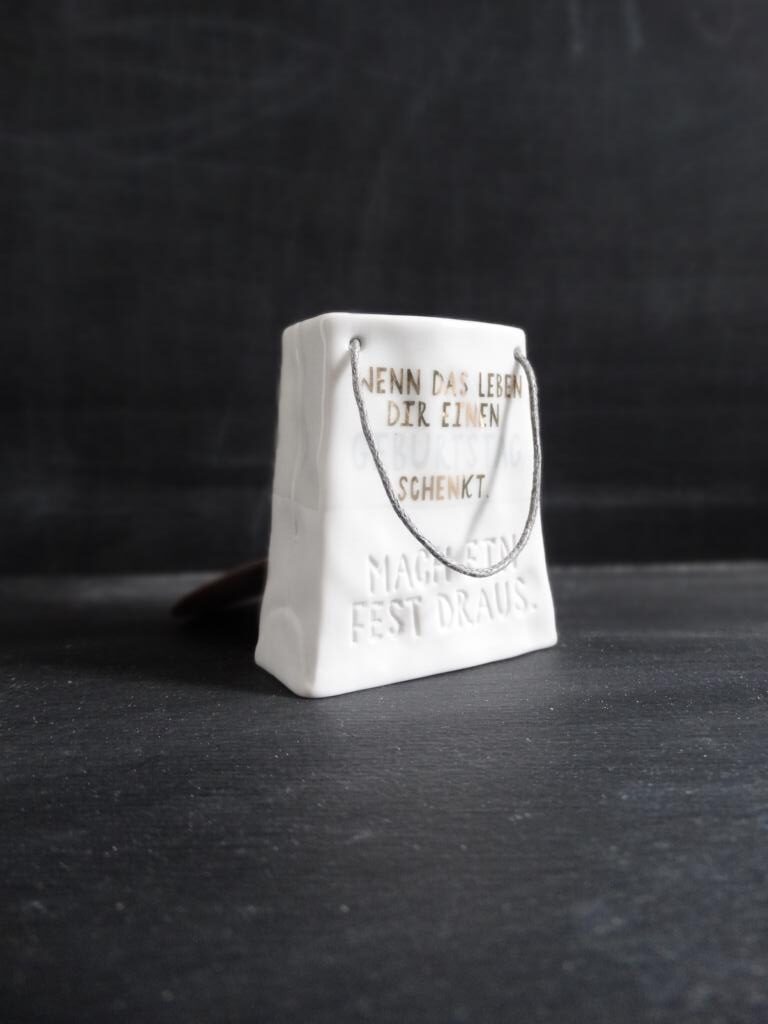 Tütw, wundertüte, sackerl, keramik, vase, deko, dekoration, schenken, geschenk, mini, geldgeschenk. verpackung, oacken, einpacken, kreativ, besonders, einfallsreich, braut, brautpaar, hochzeit, heirat, danke, herz, kleines, dankeschön, mitbringsel, für, dich, eferding, geschäft, wels, linz, plus city, pasching, mühlviertel, aschach, hartkirchen, feldkirchen, kaufen, shop, laden, geschenke, geschenksidee