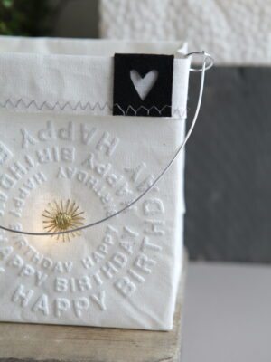 wunschlicht, licht, wunsch, beutel, tasche, deko, sommerdeko, tischdeko, dekoration, hängen, stellen, schenken, geschenk, mitbringsel, für, dich, besonders, kaufen, einkaufen, laden, geschäft, online, bestellen, onlineshop, kaufen, einkaufen, eferding, geburtstag, freundin, geburtstagsgeschenk, frau, ehefrau, beste, mutter, mama, oma, hochzeit, heirat, braut, eferding, linz, wels, oberösterreich, besonders, mit, liebe, liebevoll, gutschein,