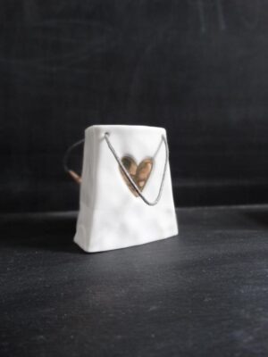 Tütw, wundertüte, sackerl, keramik, vase, deko, dekoration, schenken, geschenk, mini, geldgeschenk. verpackung, oacken, einpacken, kreativ, besonders, einfallsreich, braut, brautpaar, hochzeit, heirat, danke, herz, kleines, dankeschön, mitbringsel, für, dich, eferding, geschäft, wels, linz, plus city, pasching, mühlviertel, aschach, hartkirchen, feldkirchen, kaufen, shop, laden, geschenke, geschenksidee