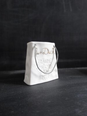 Tütw, wundertüte, sackerl, keramik, vase, deko, dekoration, schenken, geschenk, mini, geldgeschenk. verpackung, oacken, einpacken, kreativ, besonders, einfallsreich, braut, brautpaar, hochzeit, heirat, danke, herz, kleines, dankeschön, mitbringsel, für, dich, eferding, geschäft, wels, linz, plus city, pasching, mühlviertel, aschach, hartkirchen, feldkirchen, kaufen, shop, laden, geschenke, geschenksidee