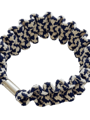 zopfgummi, gummi, haare, haar, haargummi, frisur, mädchen, frau, freundin, knekki, armband, schmuck, modisch, modern, schenken, geschenk, trend, haarband, haarschmuck, 2025, sommer, sommertrend, frisur, sommerfrisur, urlaub, urlaubsfrisu, mitbringsel, kleinigkeit, für, dich, eferding, online, bestellen, onlineshop, shoppen, kaufen, einkaufen, geschäft, in, meiner, nähe, region, laden, wels, linz, hartkirchen, aschach, besonders, mit, liebe, schenken