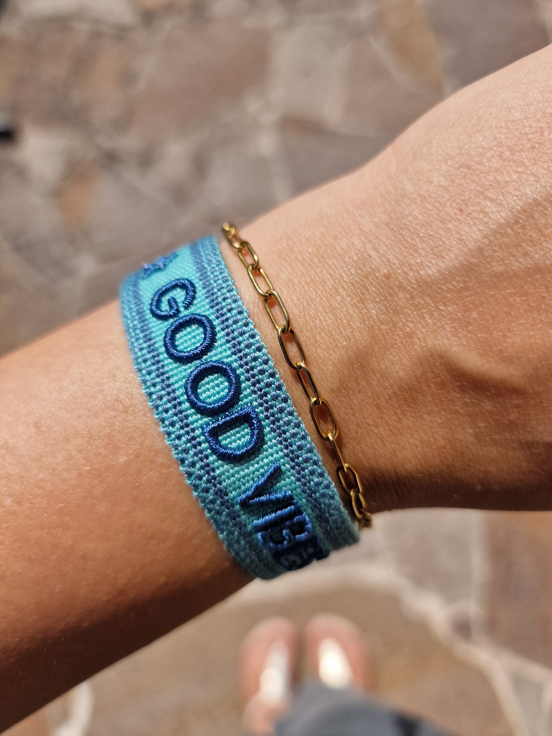 armband, schmuck, armcandy, moder, boho, hippie, spruch, good vibes, happy, mode, modisch, modern, sprüche, affirmation, good, vibes, positiv, positive vibes, mind, easy, peasy, wild, one, mit, liebe, schenken, geschek, sommer, sommerkleid, eferding, online, shop, shoppen, bestellen, linz, wels, kaufen, einkaufen,