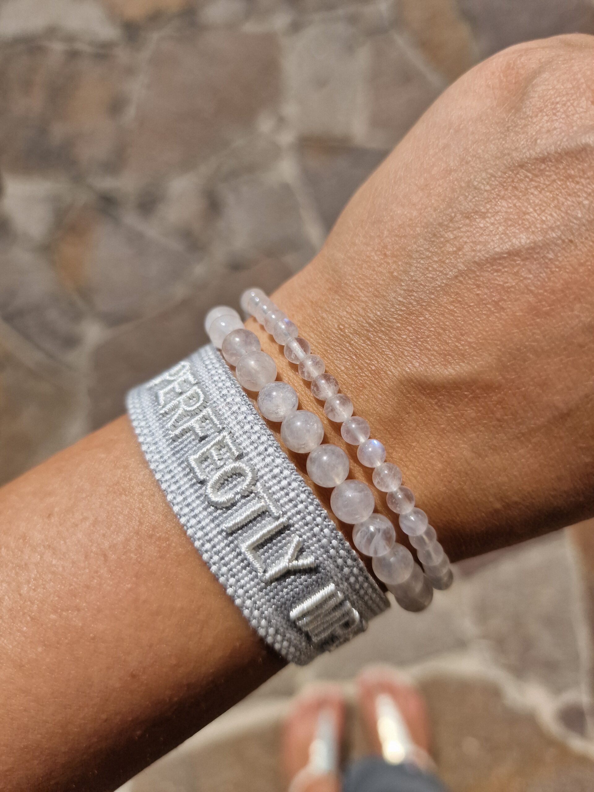 armband, schmuck, armcandy, moder, boho, hippie, spruch, good vibes, happy, mode, modisch, modern, sprüche, affirmation, good, vibes, positiv, positive vibes, mind, easy, peasy, wild, one, mit, liebe, schenken, geschek, sommer, sommerkleid, eferding, online, shop, shoppen, bestellen, linz, wels, kaufen, einkaufen,