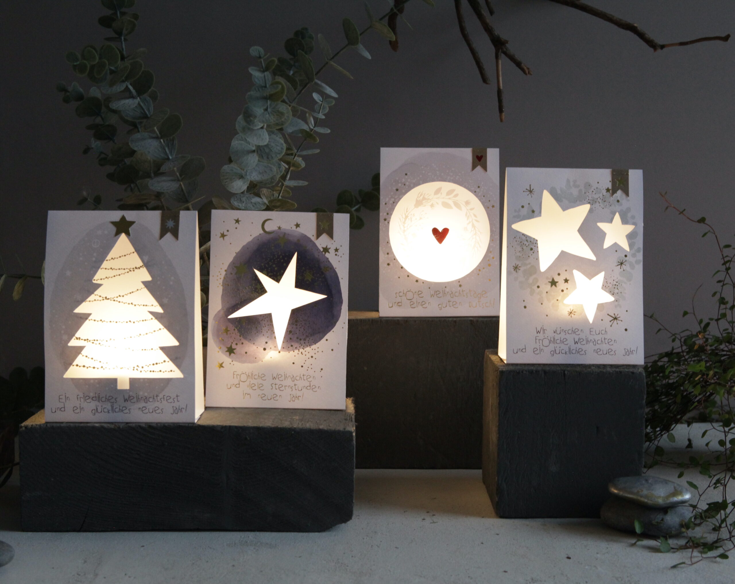 karte, schreiben, post, postkarte, brief, weihnachten, weihnachtspost, weihnachtsbrief, schenken, geschenk, geschenksidee, mit, liebe, schicken, liebevoll, online, bestellen, kaufen, einkaufen, gold, besonderes, online, onlineshop, eferding, österreich, oberösterreich, wels, linz, licht, leuchten, teelicht, led,