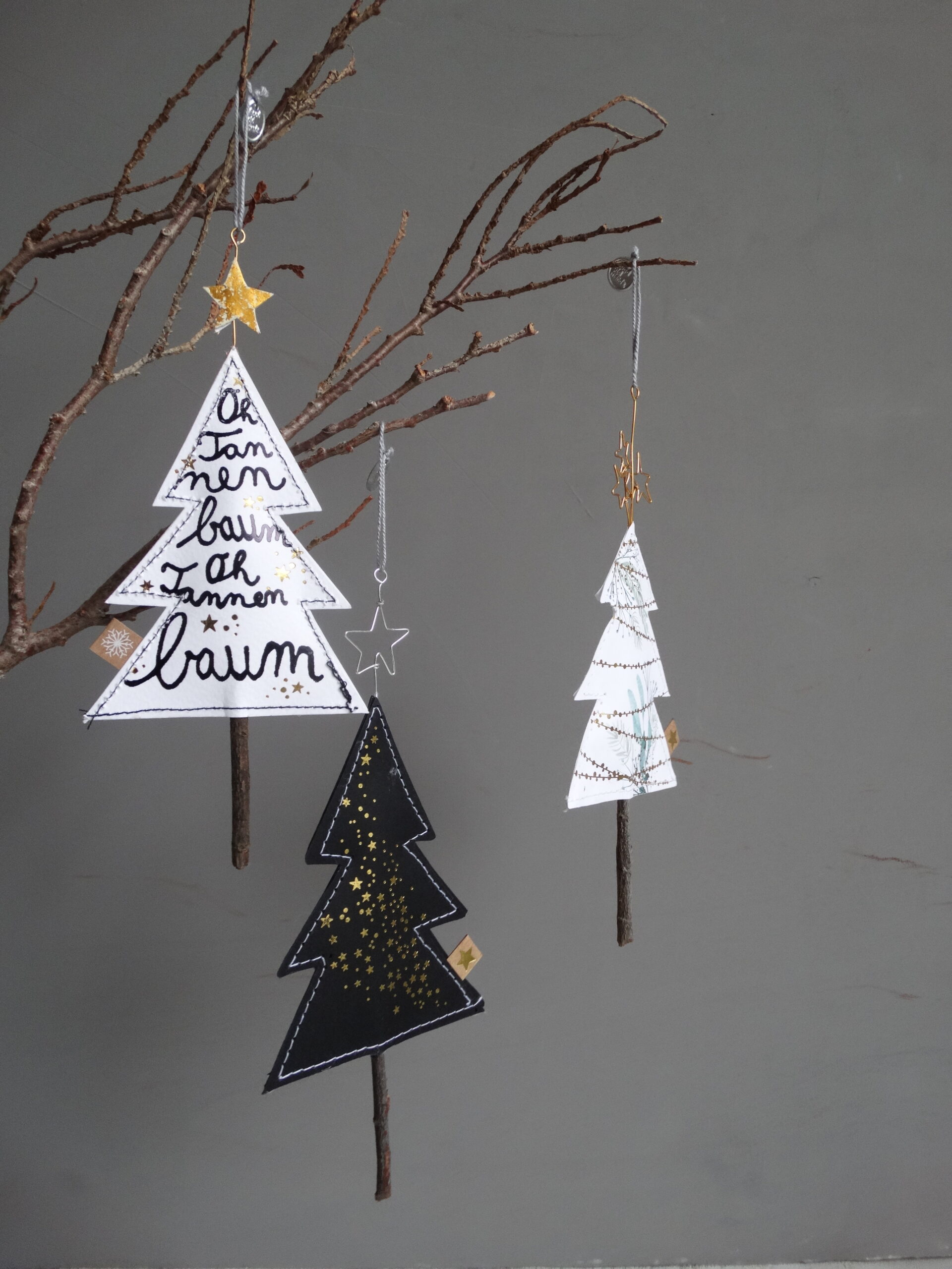 winter, deko, hänger, behang, baum, christbaum, baumbehang, schmücken, shcmuck, baumschmuck, packerl, aufputz, schenken, schmuck, geschenk, schal, dekorativ, wichtel, wichteln, wichtelgeschenk, wichtelig, eferding, einkaufen, kaufen, shoppen, online, onlineshop, in, meiner, ähe, bestellen, regional, einkaufen, wesl, linz, shop, packerl, kleinigkeit, stern, sterntaler, mädchen, fee, hirsch, vogel, schnee, schneeflocke