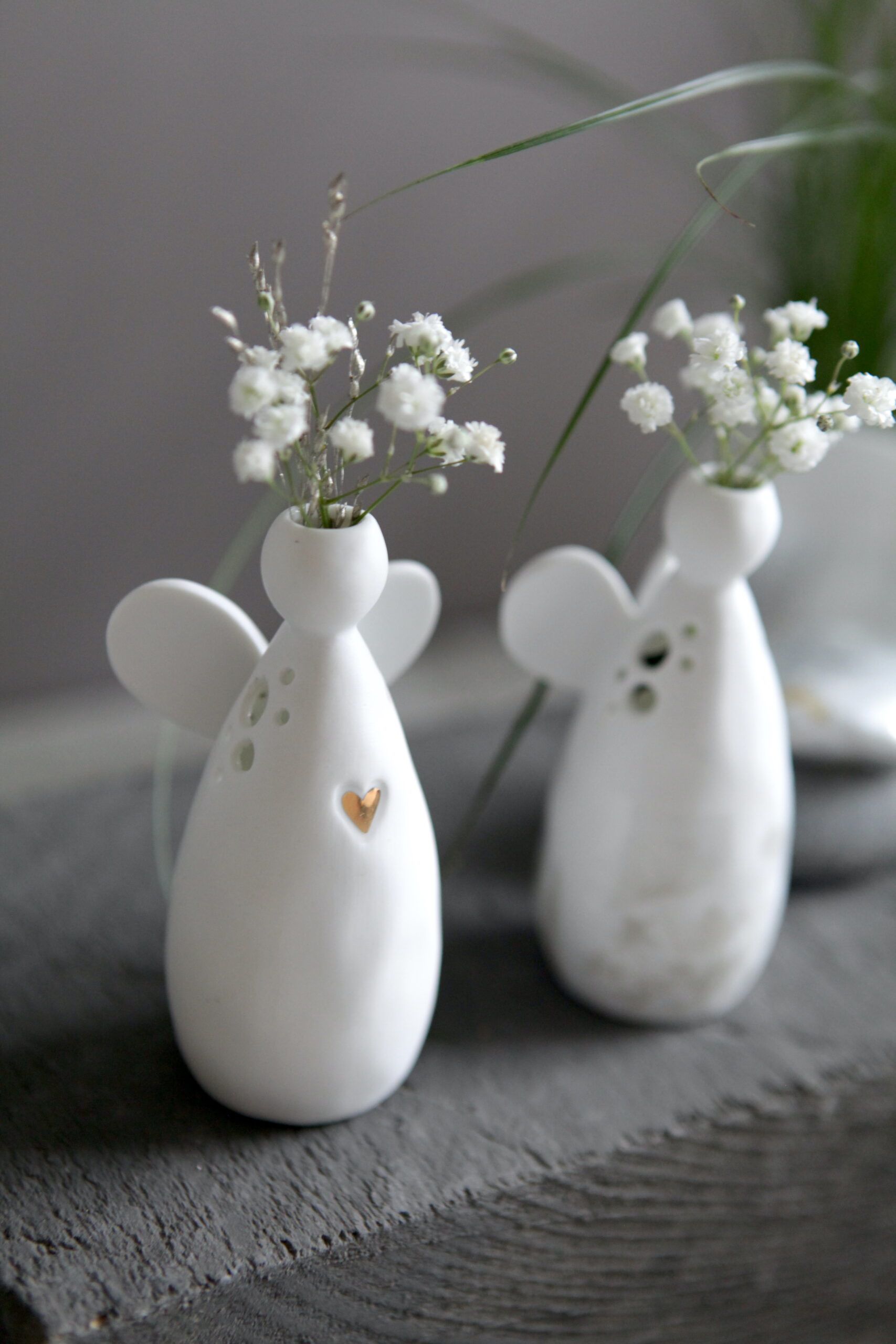 Engel, deko, blume, blumen, vase, schutz, schutzengel, für, dich, besonder, keramik, liebevoll, dekoration, mit, liebe, gefertigt, good, old, friends, schenken, geschenk, kleinigkeit, mitbringsel, tauge, hochzeit, firmung, erstkommunion, freundin, kollegin, schützend, eferding, einkaufen, online, shop, onlineshop, linz, wels, regional, in, meiner, nähe, bestellen, liefern, geschäft