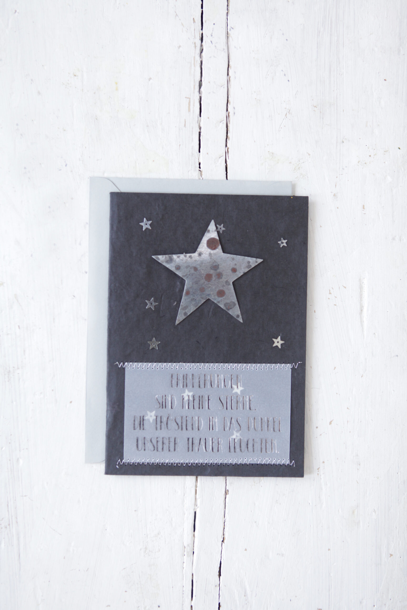 Karte, karten, schreiben, post, postkarte, umschlag, brief, botschaft, liebe, schenken, good, old, friends, efering, einkaufen, kaufen, online, onlineshop, bestellen, österreich, versand, geschäft, in, meiner, nähe, linz, wels, shoppen, plus, city, leonding, pasching, mühlviertel, hausruckviertel, trauer, beerdigung, tod, trauerkarte