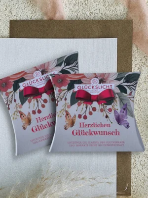 kerze, licht, glück, glückslicht, schenken, geschenk, erpackung, liebevoll, mit, liebe, schenken, für, dich, freundin, frau, lieblingsmensch, kollegin, besonders, einkaufen, kaufen, eferding, obersöterreich, online, bestellen, kaufen, onlineshop, kerzenschein, advent, weihnachten, weihnachtslicht, frohes, fest, besinnlich, ruhige zeit, mitarbeiter, kleinigkeit, wichtel, wichtelgeschenk