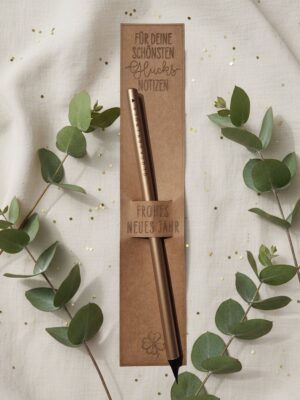 Bleistif, stift, schreiben, aufschreiben, paier, für, dich, schenken, geschenk, besonders, freundin, beschenken, eferding, einkaufen, regional, in, meiner, nähe, linz, wels, österreich, online, bestellen, oberösterreich, beste, schrift, letter, handlettering, liebevoll, mit, liebe, außergewöhlich, kreativ, kreativwerkstatt, glück, glücksnotizen, glücksbringer, neujahr, neues Jahr