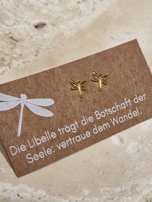 Ohrstecker, ohrringe, ohren, ohr, ohrschmuck, schmuck, schenken, geschenk, edelstahl, hypoallergen, wasserfest, farbecht, färbt nicht ab, farbe, verliert, eferding, obnerösterreich, online, einkaufen, anbieter, region, regional, kaufen, shoppen, geschäft, laden, in, meiner nähe, geschenksidee, freundin, beste, frau, ehefrau, partnerin, liebe, pflanzenlieben, freund, gold, edelstahl, biene, bee, happy